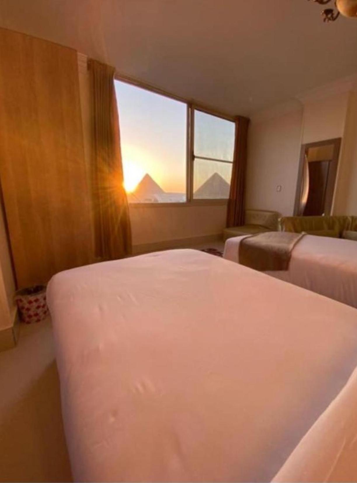 Elite Pyramids View Apartment Cairo